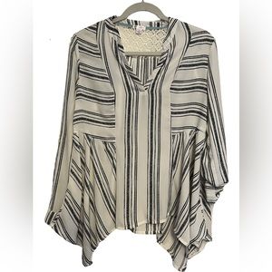 Oversized Cream & Black Variegated Striped Blouse